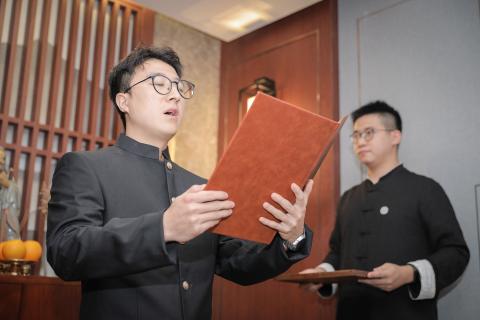 罗湖区委统战部副部长、工商联党组书记叶志伟一行到天辰娱乐调研