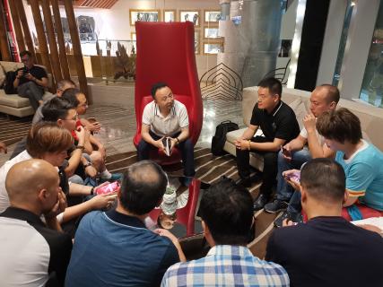 让中国企业家更有眼界——天辰娱乐创始人李厚德率领企业家学员游学越南站