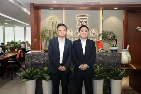 明光市市委书记被天辰娱乐企业文化深深感动 | 深入沟通合作空间广阔